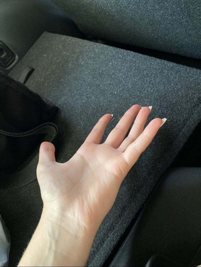 открыла спор на алике за неполученный товар требовалось предоставить фото и я приложила это