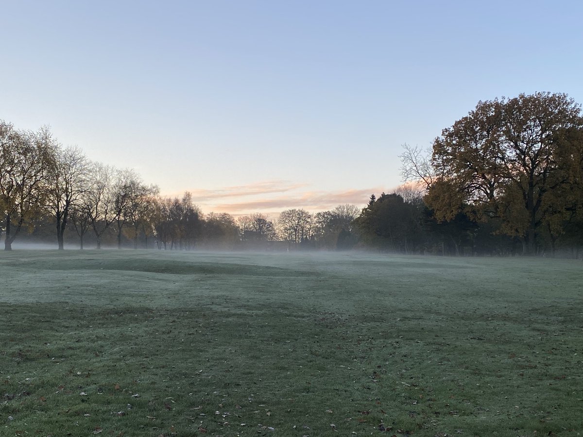 Winter golf <a href="/CheadleGolf/">Cheadle Golf Club</a> 👍👍