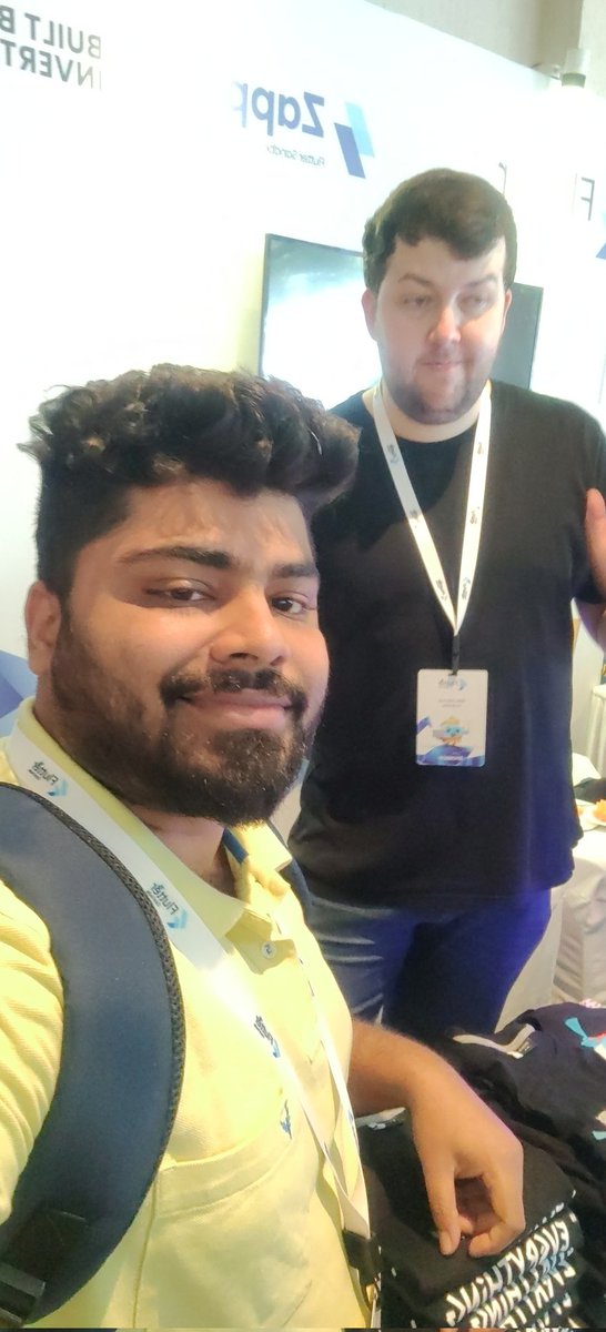 FuadAslam007's tweet photo. I checked out the @invertaseio booth at @flutterconfin and also met Zappy! 

@zapp_run @sparky https://t.co/kiPPUPOLd6