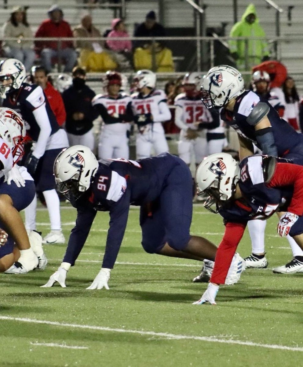 VMHSMediaTeam's tweet image. A huge congratulations goes out to our varsity football team making school history by advancing to the third round of playoffs for the first time @SAVeteransHS @JudsonISD