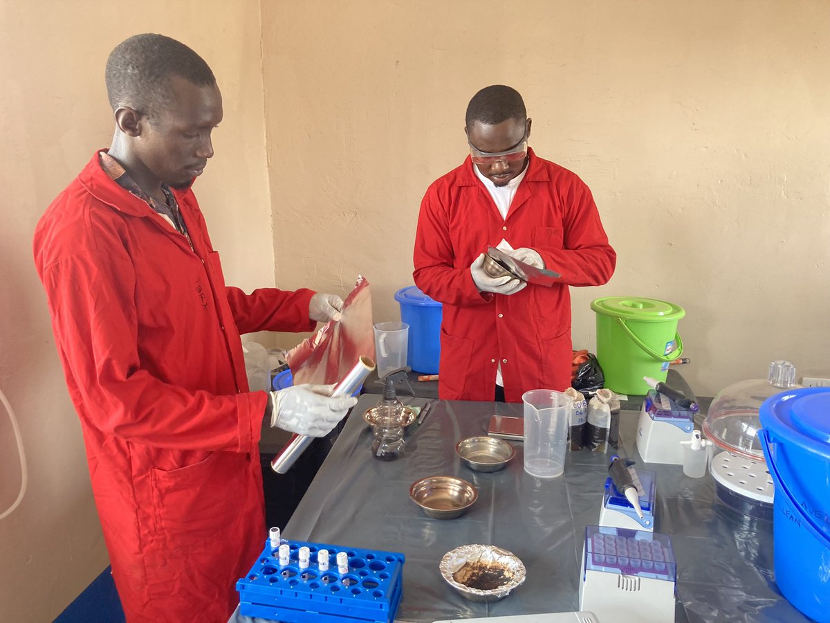 Swiss Development and Cooperation (@swissdevcoop) on Twitter photo Toilets & sanitary facilities are crucial to prevent disease 🚽
<a href="/SwissDevCoop/">Swiss Development and Cooperation</a> funded an <a href="/EawagResearch/">Eawag</a> mission to enable the start of a faecal sludge treatment plant for Imvepi #refugee camp in Northern Uganda 🇺🇬
The treatment plant is managed by <a href="/UgandaRedCross/">Uganda Red Cross Society</a>
#WorldToiletDay Toilets & sanitary facilities are crucial to prevent disease 🚽
<a href="/SwissDevCoop/">Swiss Development and Cooperation</a> funded an <a href="/EawagResearch/">Eawag</a> mission to enable the start of a faecal sludge treatment plant for Imvepi #refugee camp in Northern Uganda 🇺🇬
The treatment plant is managed by <a href="/UgandaRedCross/">Uganda Red Cross Society</a>
#WorldToiletDay
