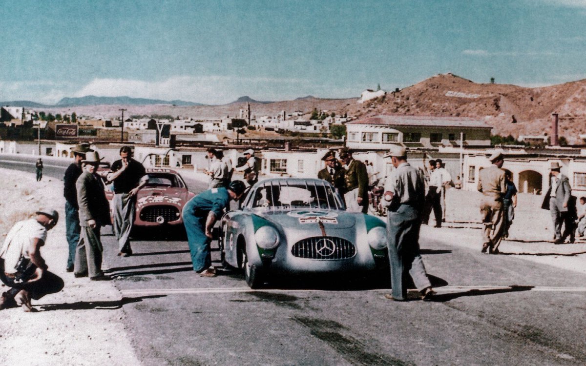 MB_Museum's tweet photo. 🏁 Did you know? 70 years ago, Karl Kling and Hans Klenk won the 3rd annual Carrera Panamericana, an endurance race in Mexico covering a distance of 3,111 km, with their Mercedes-Benz 300 SL racing sports car. Hermann Lang and Erwin Grupp came in second. #MBclassic https://t.co/Jk7OSCJ16d