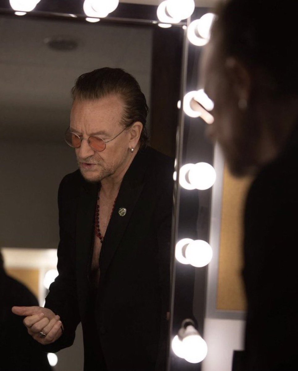 OrlitaGabrielle's tweet image. In Chicago he was just BEYOND…#BONO!!! 🔛I’m still processing, what I’ve been privileged to witness. Thank You 🙏 #Bono 🔛 you do wear a heart ❤️ on your sleeve, and yes, it’s put there with a #MagicMarker!!! 🥰
@U2
#U2
#SURRENDER
🆘
🫶
