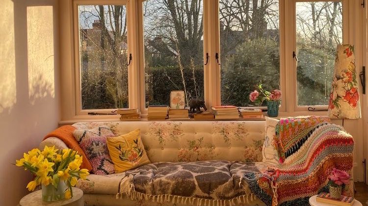 malusokay's tweet image. Sunny and peaceful mornings ✨