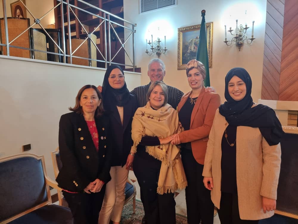 Las esperamos en Cuba, queridas amigas. #CubaArgelia