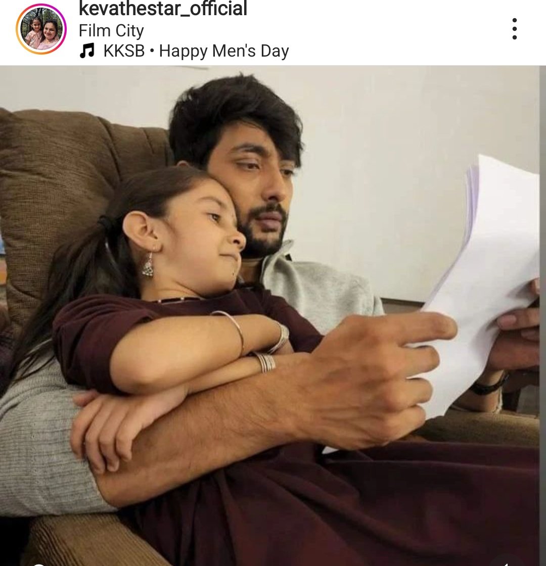 lakshmiLakshmeV's tweet photo. Cutest thing I saw in internet today is Keva Wishing #fahmaankhan "Happy Men's day" 🥰😍🤩

 𝓙𝓾𝓼𝓽 𝔀𝓪𝓷𝓽𝓮𝓭 𝓽𝓸 𝓵𝓮𝓽 𝔂𝓸𝓾 𝓴𝓷𝓸𝔀, 𝔂𝓸𝓾 𝔀𝓸𝓷 𝓶𝓲𝓵𝓵𝓲𝓸𝓷𝓼 𝓸𝓯 𝓱𝓮𝓪𝓻𝓽𝓼 𝓪𝓷𝓭 𝔀𝓮 𝓪𝓻𝓮 𝓱𝓮𝓻𝓮 𝓽𝓸 𝓵𝓸𝓿𝓮 𝓪𝓷𝓭 𝓱𝔂𝓹𝓮 𝔂𝓸𝓾 𝓪𝓵𝔀𝓪𝔂𝓼❤️🧡💛 https://t.co/Ga8sRC81NI