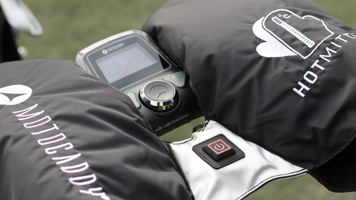 Accessories simply make golf better! What’s your favourite? For us, it’s got to be a pair of #Motocaddy Hot Mitts 💯

👉 fg1.uk/325-Q561639