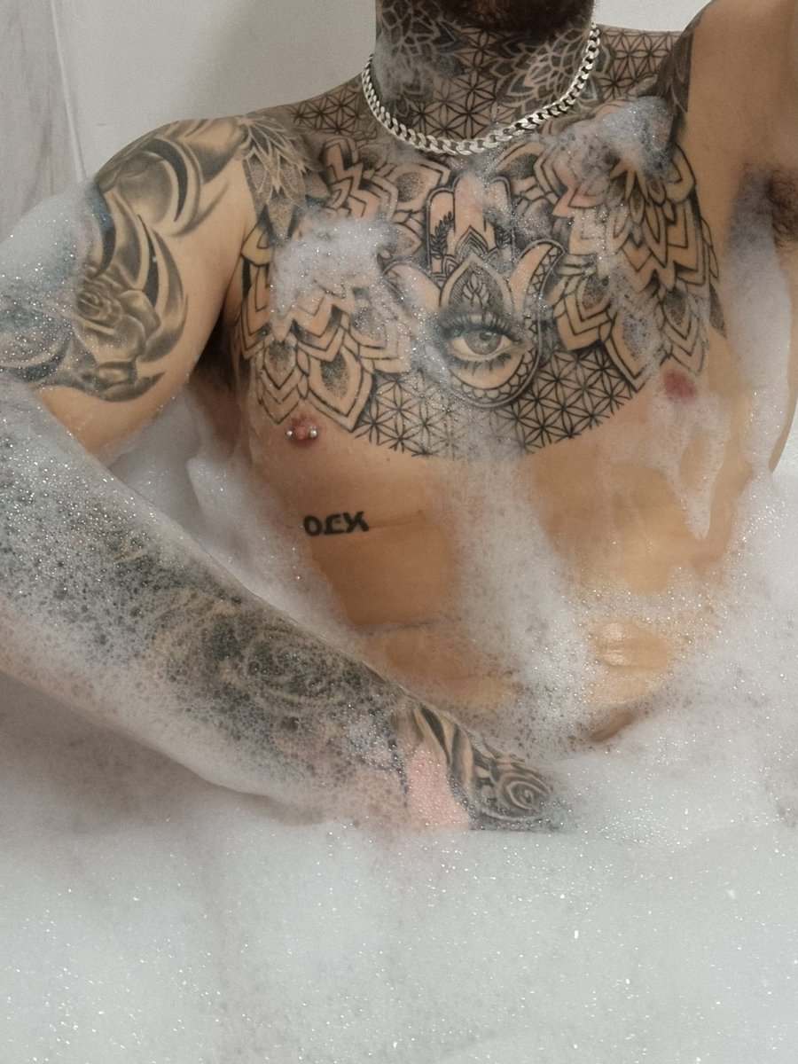 You joining me 😜😜