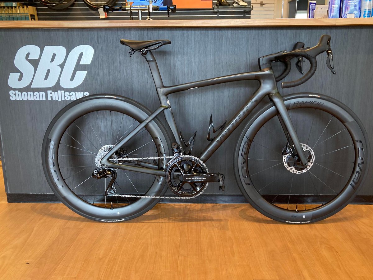 SVRT_sbcvertex's tweet photo. SBC Vertex Racing Teamのキャプテン、山本選手のTarmac SL7をブログにてご紹介しました！
全日本ロード・マスターズのチャンピオンはどんな自転車に乗っているのか？

気になる方はこちらをクリック👇
https://t.co/ohH4YB93as https://t.co/AeJQbIz8E0
