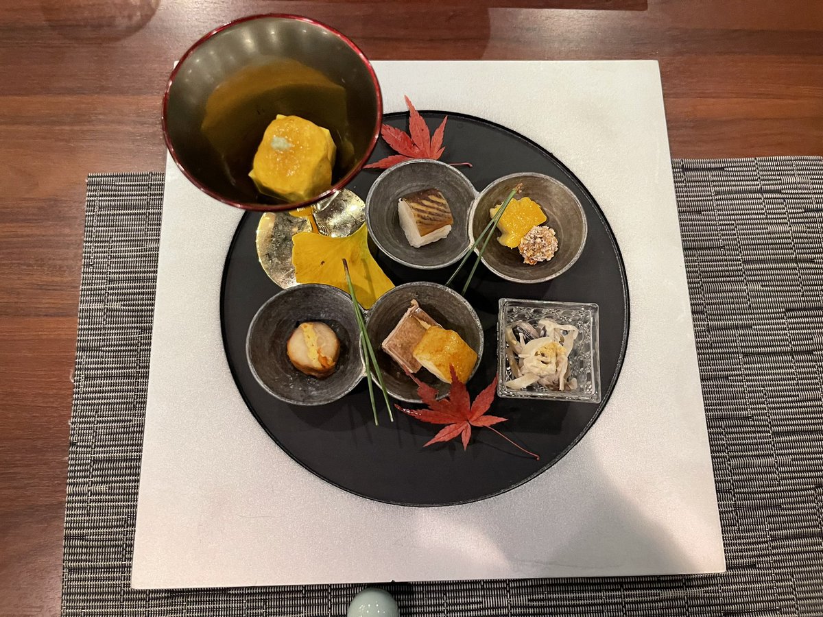 KtabaliMhas's tweet photo. 久々の日本酒
飲みやすいのばかりのチョイス https://t.co/P1g8wT4sjA