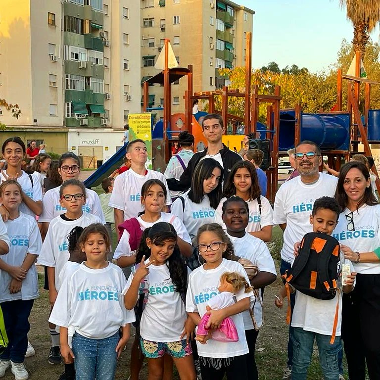 FundHeroes's tweet photo. Hace unos días en nuestra actividad de Centro Abierto, tuvimos una tarde magnífica de "Cuentacuentos" organizado por nuestro distrito #distritocruzhumilladero .
Disfrutaron de una magnífica tarde soleada y divertida.📚🦸
@FundlaCaixa #fundaciónheroés #CaixaProinfancia https://t.co/UZGa9aC8S1