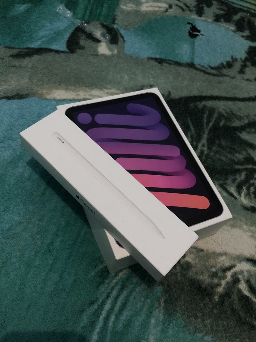 Gak nyangka aja. Main fiverr 1 bulan bisa beli ini huhu finally