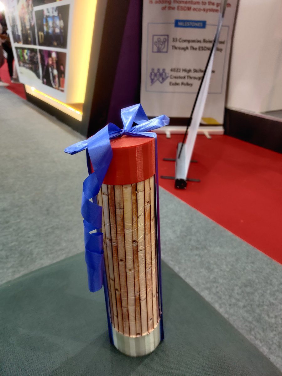 DronaAutomation's tweet photo. Our Product HSPCR - 1 was launched by @drashwathcn Sir, (Minister of IT &amp; BT) at @blrtechsummit. 
Honored to be part of the #BengaluruTechSummit2022 
Thanks to @Startup_Kar @startupindia for the opportunity and constant support
#sewerpies #manualscavenging #robots #startups https://t.co/2MvtvegKGa