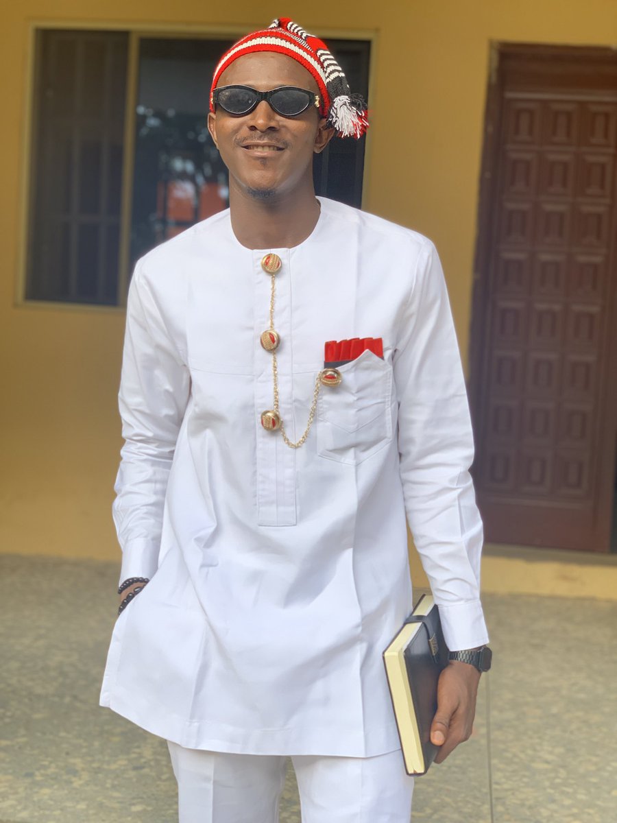 Popori_phc's tweet photo. What tribe dresses like this, Cos Iโm confused!!!!
#sabinus #popori #phboy https://t.co/59Uhjz5wMS