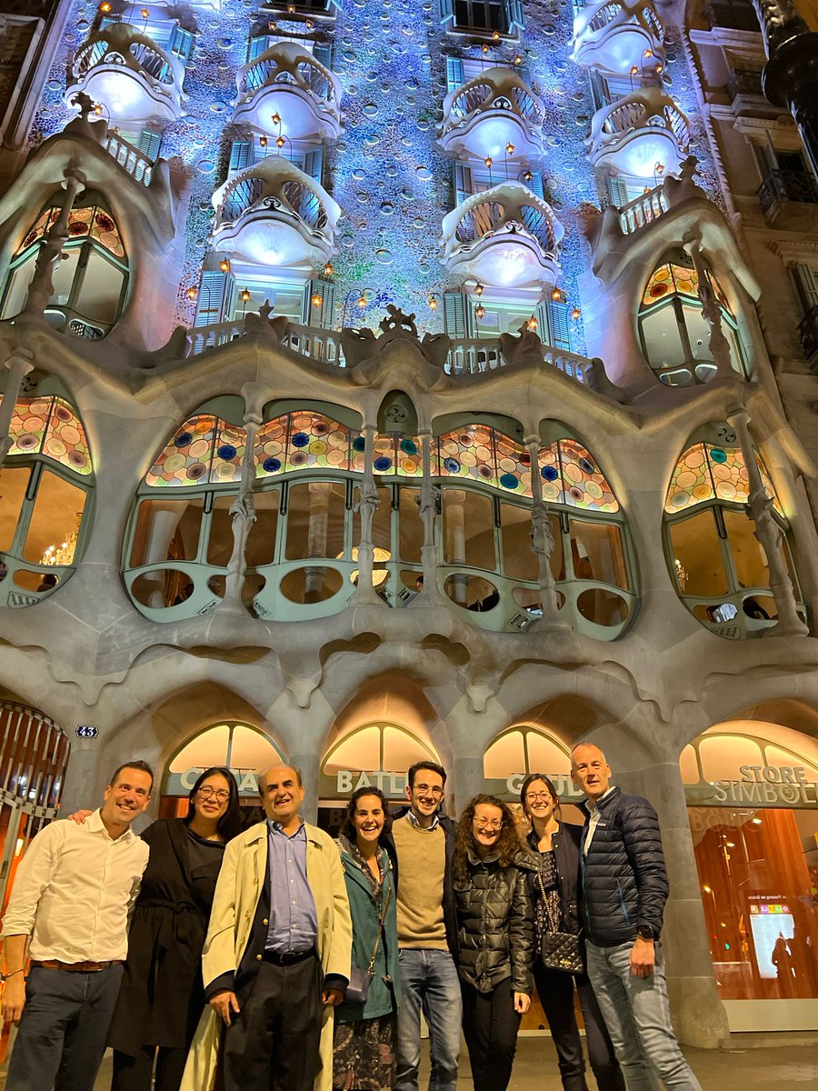 drsashahoward's tweet image. And this was a lot of fun too in beautiful Barcelona @moiracheung @ManuelaCerbone