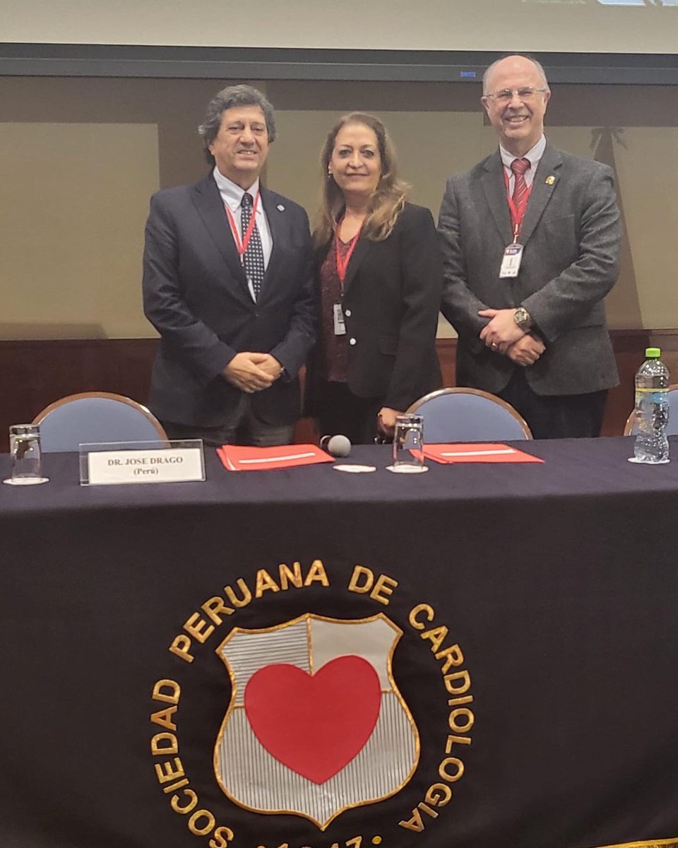 Adriana Puente tweet media