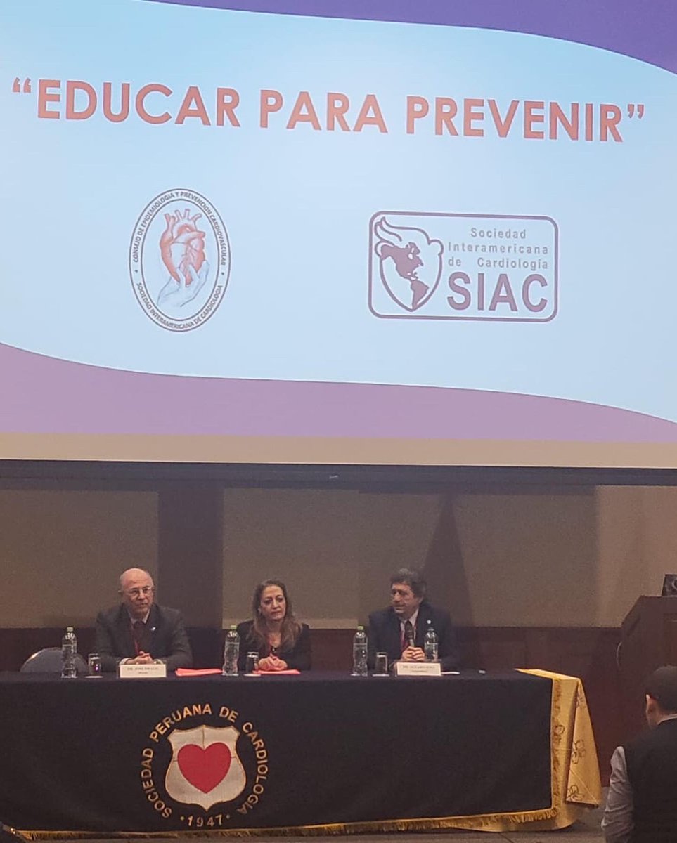 Adriana Puente tweet media