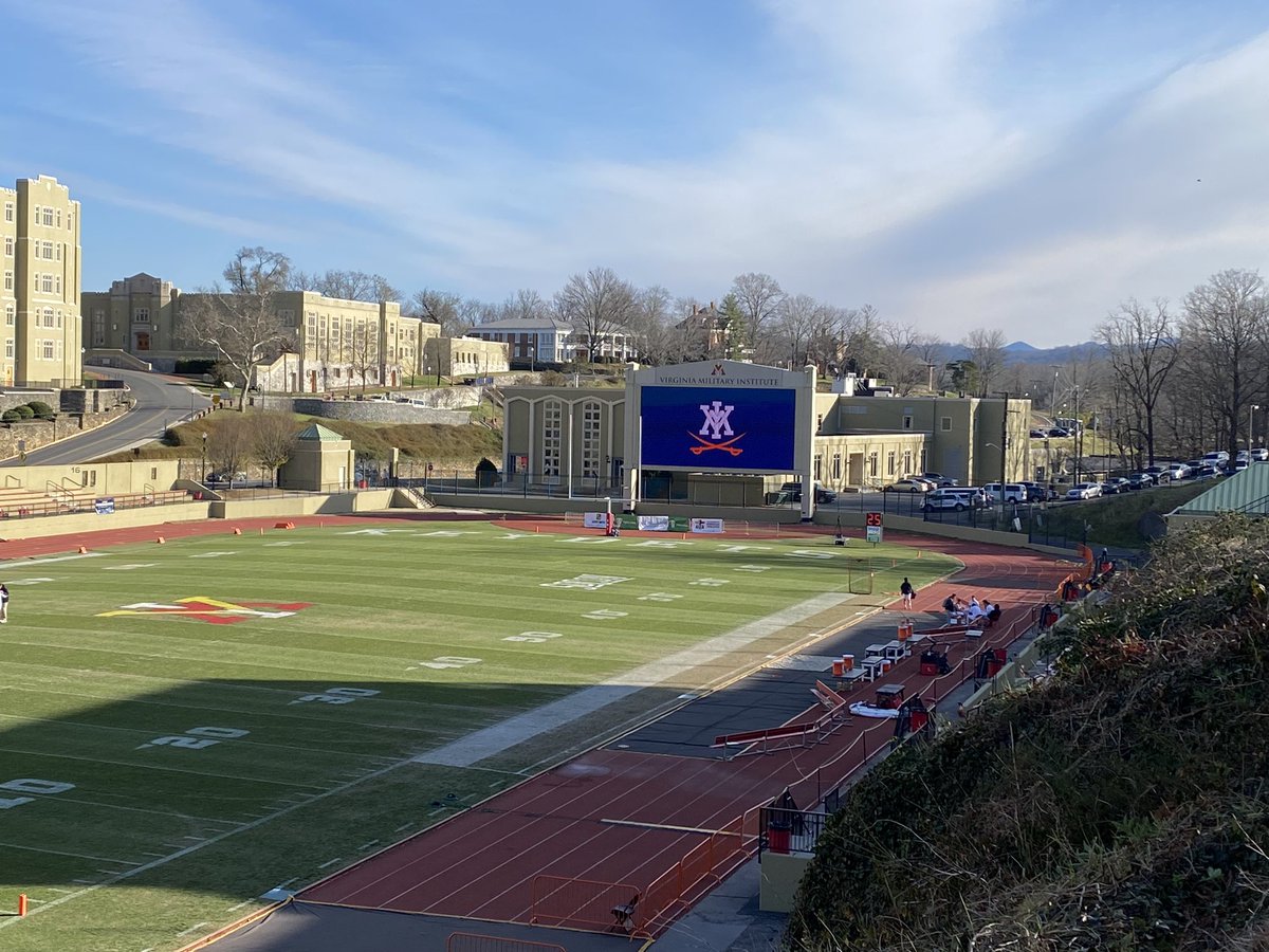 collierwc27's tweet photo. All class!!! #OneVirginia #OneVMI #RVM #BeatCitadel https://t.co/hxdajhfjQa