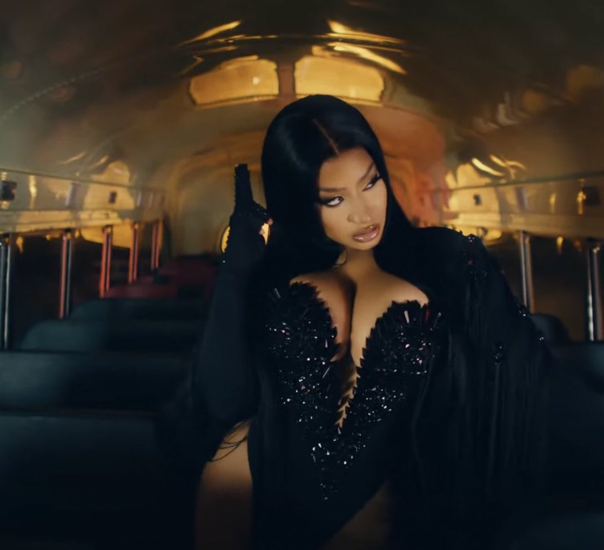 QCWorldwide's tweet photo. Biggest 24 hour debuts by Female rappers on YouTube in 2022:

Tukoh Tuka -4.41M 
Get Into It (Yuh) - 4.27M
Do We Have A Problem - 4.1M
Freaky Deaky - 3.3M
Sweetest Pie - 2.42M
Super Freaky Girl - 2.40M
I Like You (AHS) - 2.1M
Blick Blick - 1.9M
Shake It - 1.7M https://t.co/tvHgKHuIo0