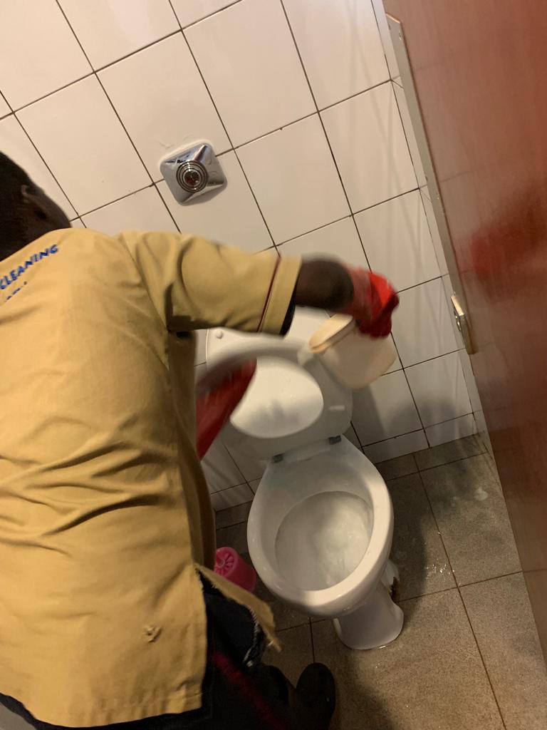 ReducingUti's tweet photo. Preventing UTIs is one thing and so is Curing it. We are privileged to have had the opportunity of cleaning the different washrooms @UCUniversity as a preventive measure of UTIs. We urge all students and staff to take on the initiative of infection control as their ultimate goal. https://t.co/kPc2EBg7du