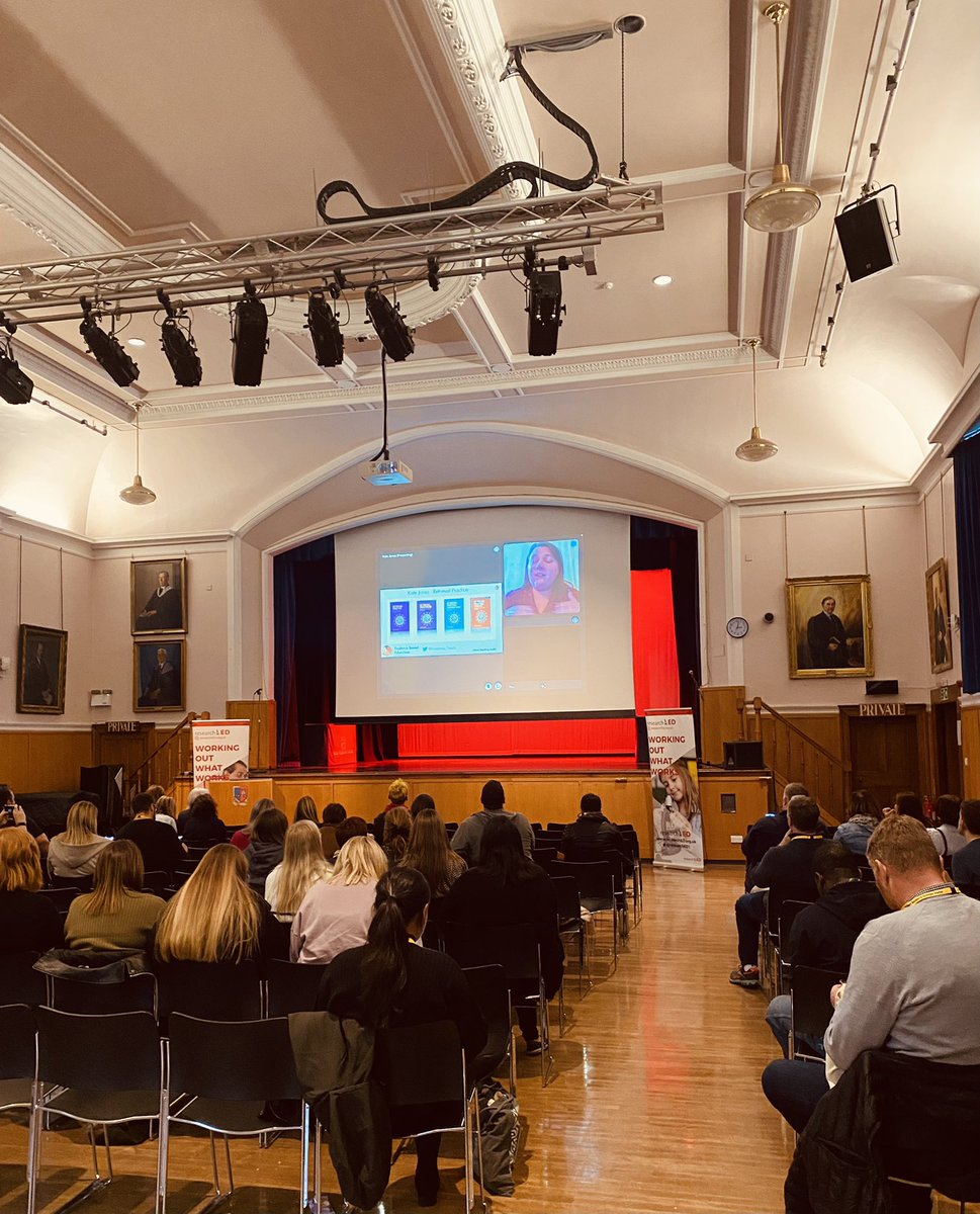 kirstcolquhoun's tweet photo. Scottish weather 🌧🌧🌧 will not get in the way of the wonderful @KateJones_teach’s session on retrieval practice @researchEDScot1 #rEDAberdeen https://t.co/uzfYRiAy35