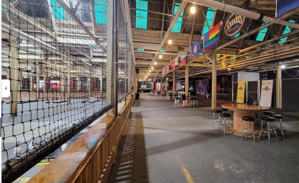 Hey <a href="/BuffaloBills/">Buffalo Bills</a> and <a href="/Browns/">Cleveland Browns</a> fans, we hear you will be hanging in Detroit for the next few days!

Make some time to check out all of the fun things Detroit has to offer, including the Original Football Bowling Pin Game called Fōwling. 

#BuffaloBills #clevelandbrowns #Detroit