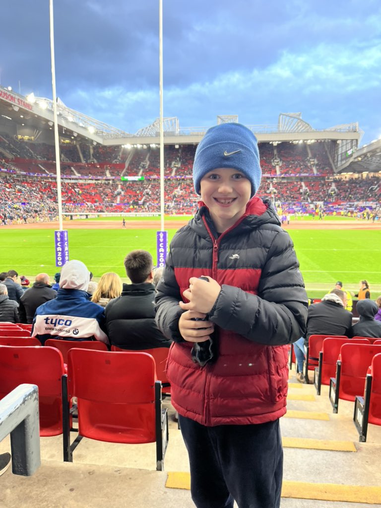 Grand finale with the big lad. Samoa🇼🇸 vs Australia 🇦🇺 #RLWC2021