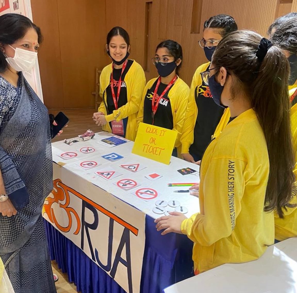 teamURJA_06's tweet photo. A woman with a voice is, by definition,
a strong woman.
-Melinda Gates
Let us all celebrate Women’s Entrepreneurship Day together. https://t.co/TVyQoEplh3
