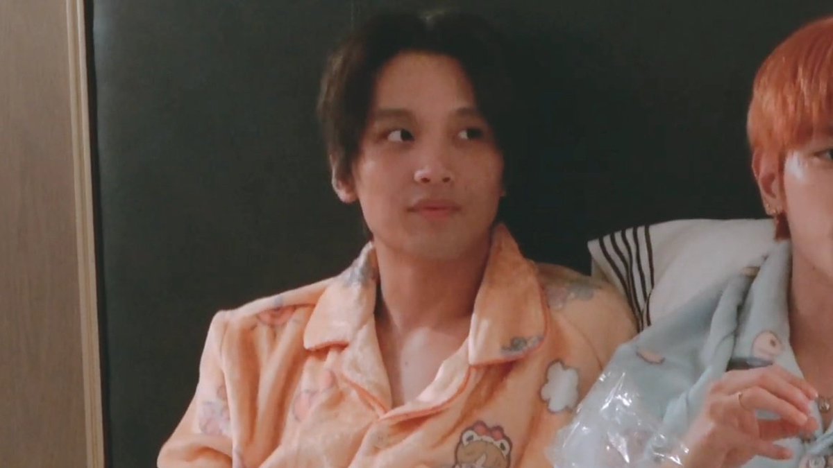 haechanprints's tweet photo. haechan my cuddly boy https://t.co/tLBaQVh43R