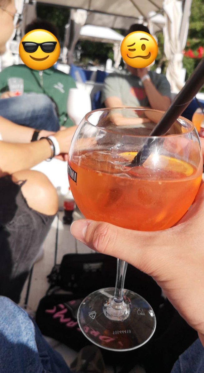 MoritzNev's tweet photo. @Canya_Drinks I found this gem in my camera roll… It‘s from this years Canya event in Berlin. Had alot of free drinks…😵‍💫😋 #canyaparty https://t.co/CB10c0WAKH
