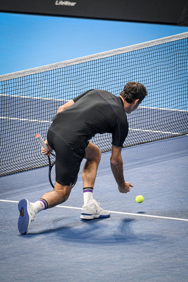 ayumiphotos's tweet photo. Ballboy @rogerfederer In Tokyo.
#LifeWearDay2022 https://t.co/vOicb1d9fF