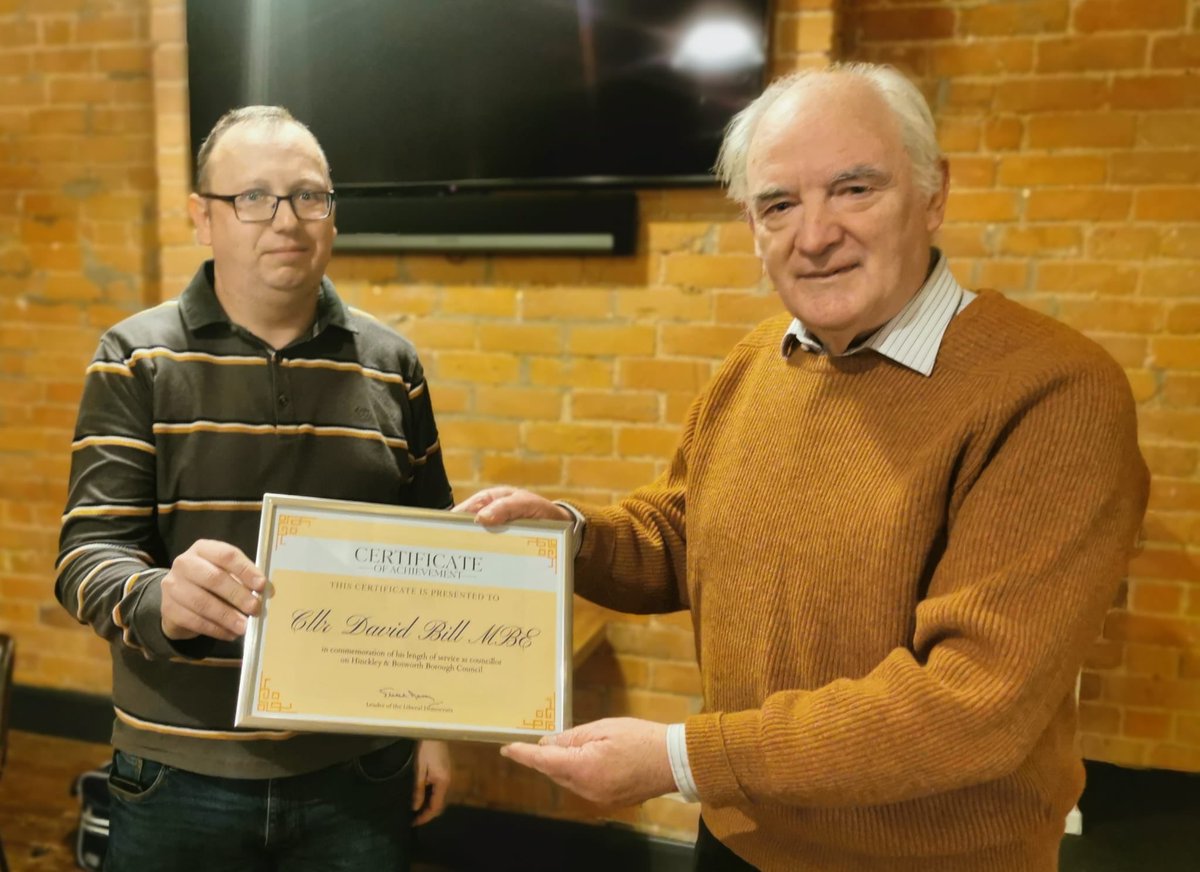 Good meeting of Hinckley &amp; Bosworth #libdems councillors and candidates for next year’s local elections. Everyone keen to campaign for the local area &amp; to beat the Tories next year. Nice to see David Bill get award for half a century of service as #Hinckley councillor