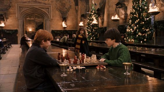 tamjaichunbkk's tweet photo. christmas at hogwarts https://t.co/5ifnWjsA5Q