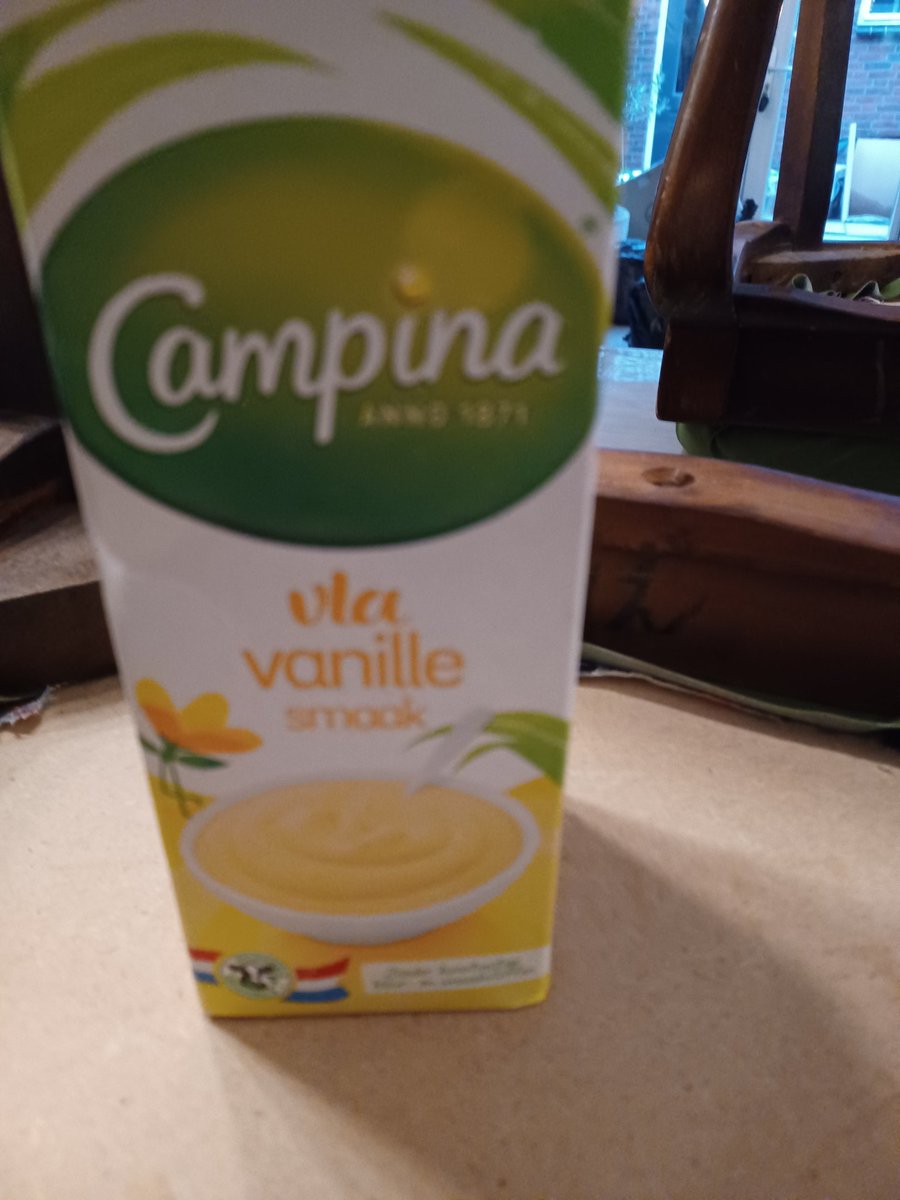 De oplossing voor #zwartepiet discussie. Gewoon #pietmetzwartekleur. Vanillevla is ook zo aangepast ..