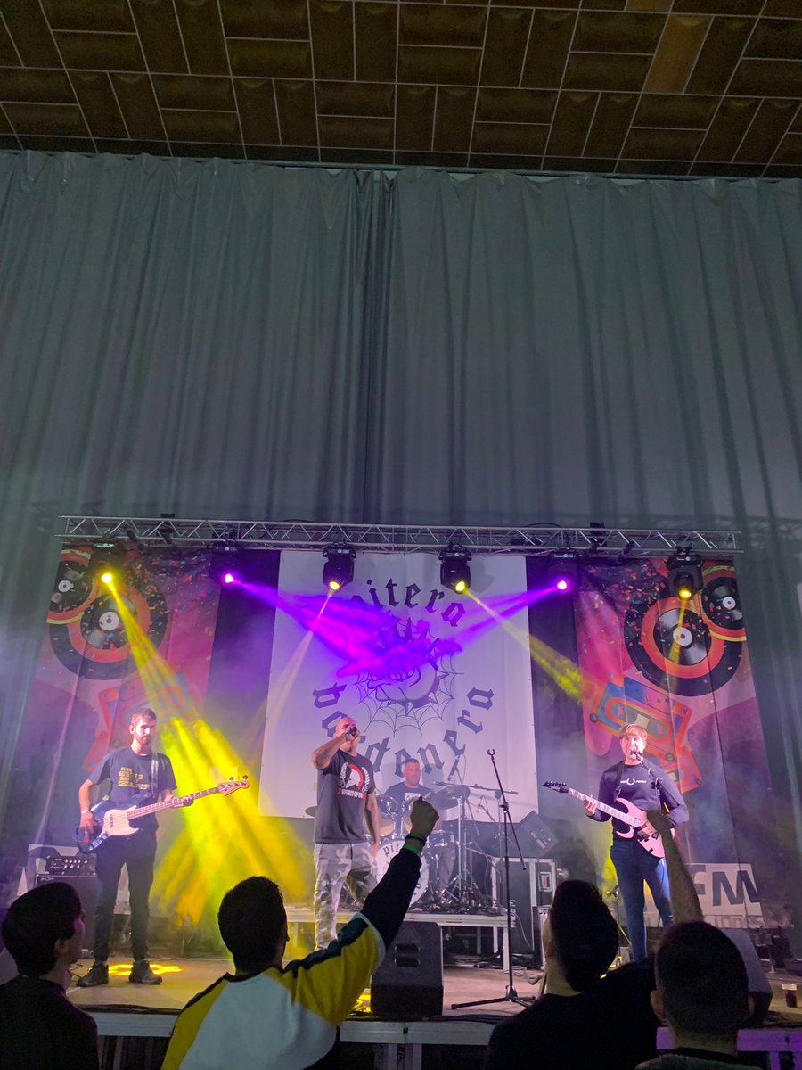 Sin pitera no hay borrachera!
SIEMPRE FIELES HASTA EL FINAL 🔥🔥 <a href="/PiteraBardenera/">Pitera Bardenera</a>