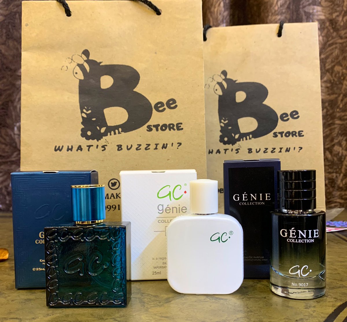 bee_makeupstore's tweet photo. المجموعة الرجالية🖤
اخترنا ليكم احلى ٣ عطور رجالية🔥

سوفاج ديور
لاكوست
فيرزاتشي ايروس 

سعر العطر: 4500 https://t.co/XddndSIpXP