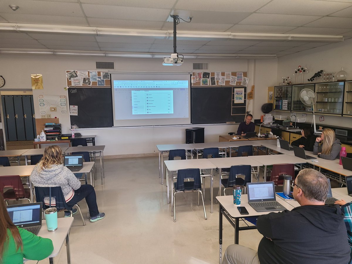 MsHickeytvdsb's tweet image. So thankful to have had the opportunity to present assistive technology tools to an amazing group of EAs yesterday with  @DawnTelfer and Russ Lomas. Thank you to CECI for being so accommodating  @TVDSBAT @RAndrewCanham @rferrara10