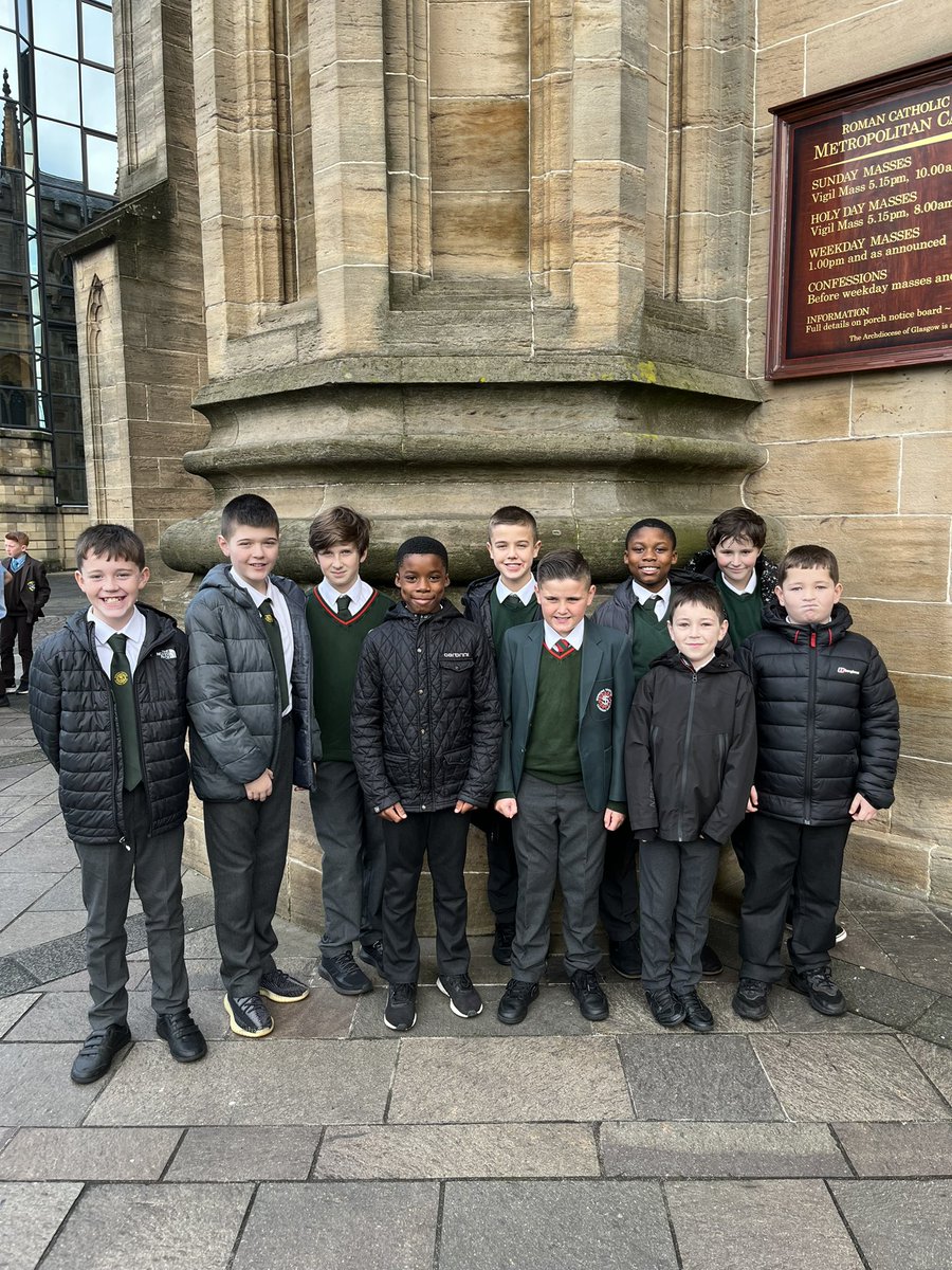StThomasPri's tweet photo. Today we joined together with schools  for Glasgow Catholic Schools’ Football Association Annual Mass. A beautiful morning giving thanks and remembering those who have played and supported the Association. https://t.co/wo63LhYrAh