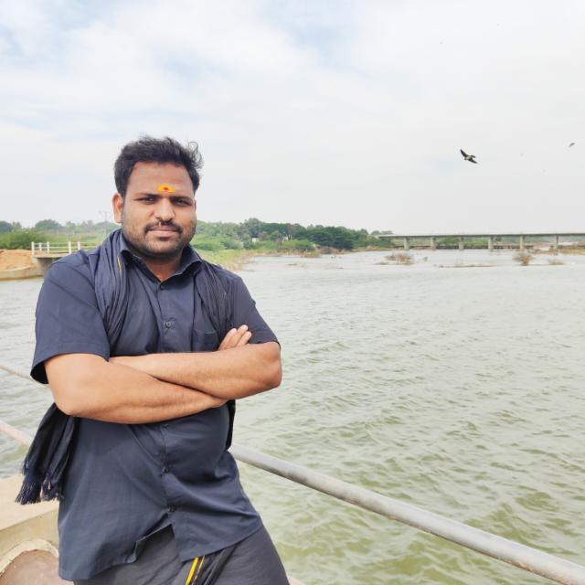YoursBalaraju's tweet photo. #NewProfilePic https://t.co/ksa4T5HfRs