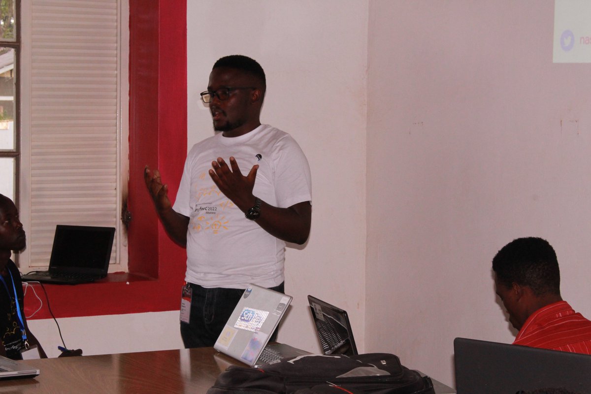 GDGCloudMbarara's tweet photo. Breakout room 1: API Evolution and API Gateways.
#DevFestMbarara22 https://t.co/UYi3NwzmCd