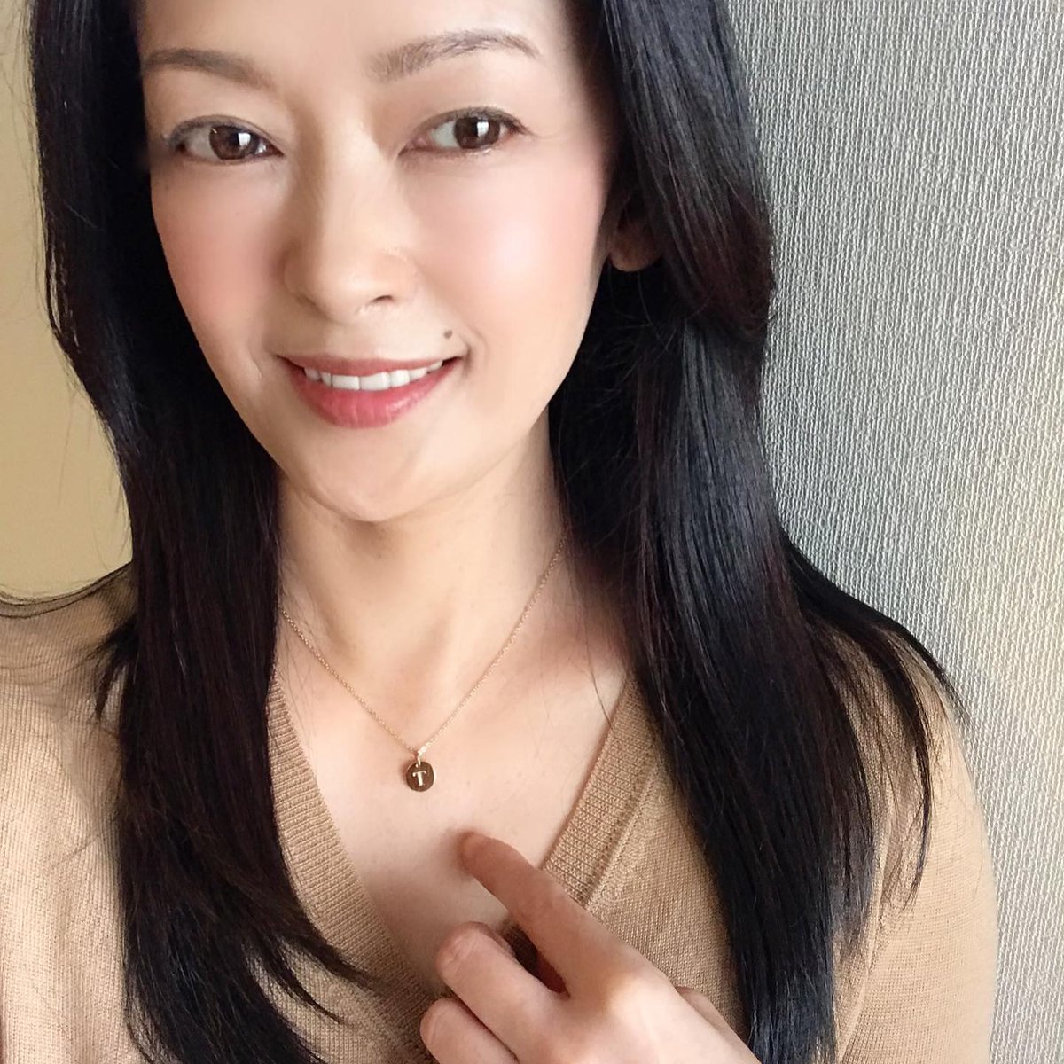 OliveDoris5's tweet photo. 找个陪我的温热男人那么难吗？嘻嘻，憋得��难受啊，来和我深入了解吧，切磋一下好吗 https://t.co/qn98G2ybJt
