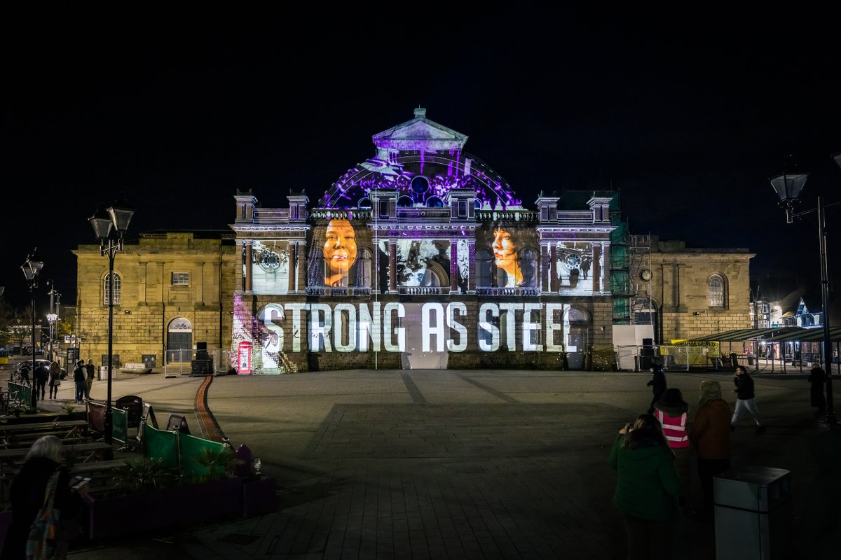 RightUpRStreet's tweet photo. Wow! What an incredible opening night for the #DNFestivalofLight 💫Thanks to all who came along and shared the joy of the festival with us 🤩 
📸by James Mulkeen👇
Free tickets for the Minster are here 👉https://t.co/tE7PIvSOpc #CreateYourPlace https://t.co/tb2r9PqzKN