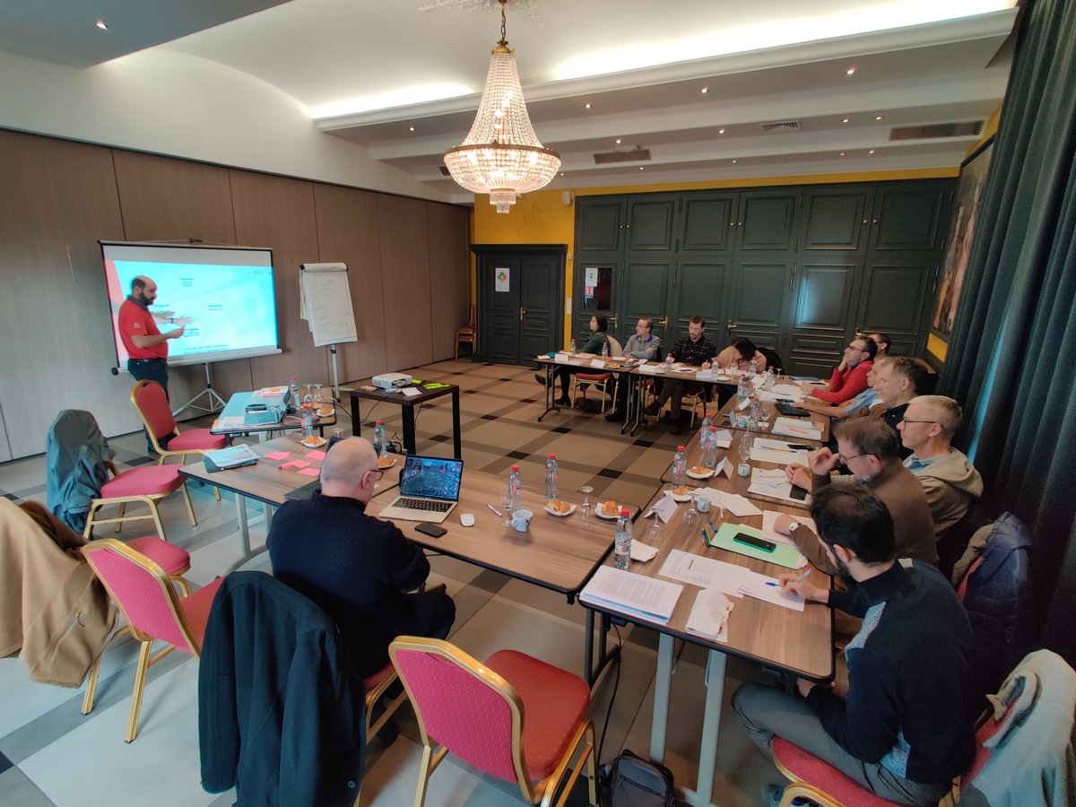LudovicWillems's tweet photo. Formation sur le tutorat à Douai https://t.co/uK8XqelgNg