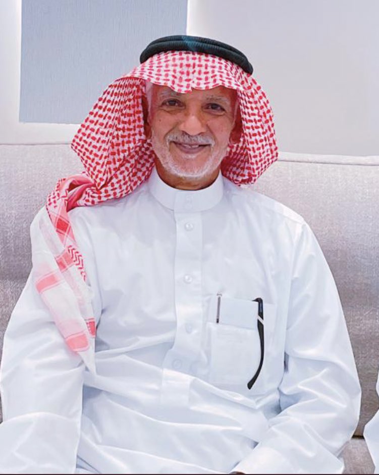 ebrahimmogherbi's tweet photo. {ضباء جارة البحر) محمد بن عبد الكريم حسن الخضير. زميل دراسه نعم الرجل والاخلاق .كان المرافق الشخصي لجده الشيخ حسين وابرهم به  وللشيخ برنامج مشي من بيته الى مسجد محمود بديوي فيصلي العصرثم بعد ذلك الى دكانه في السوق الى قبيل المغرب له  تجاره مع الباديه ويستفتيه الناس ويحل مشاكلهم . https://t.co/3aVAd5tHzF