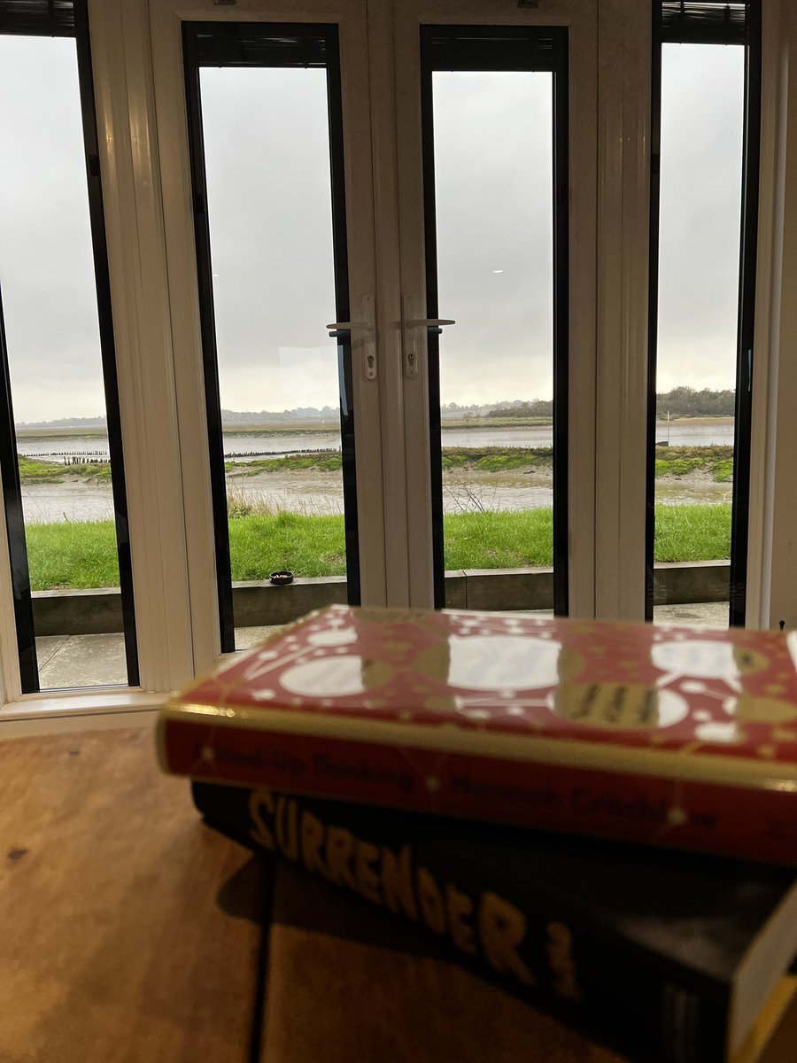Weekend escape with some quality reading material <a href="/HanCritchlow/">Hannah Critchlow</a> <a href="/U2/">U2</a>