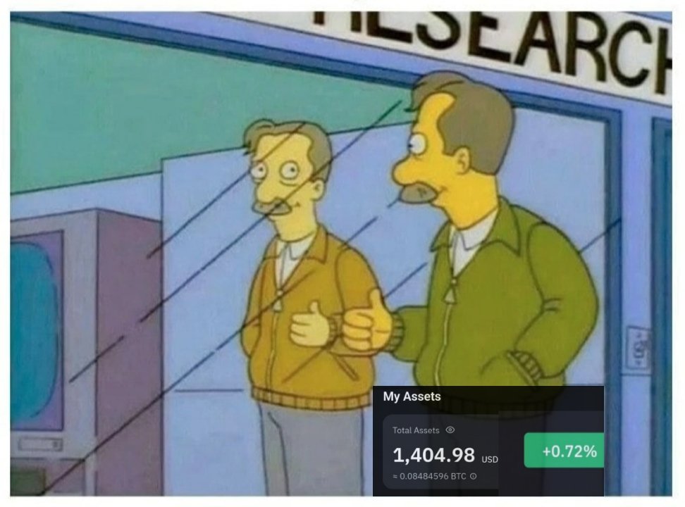 cryptogences's tweet image. Literally all around me: you can't make money in crypto in 2022

I: