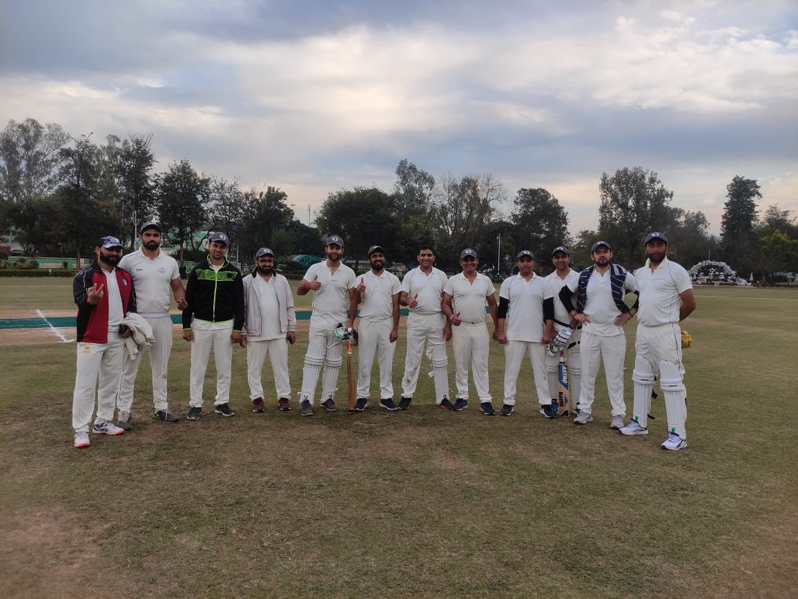 dioudhampur's tweet photo. #UdhampurT20CricketLeague
#ThumpingVictory
Civil ADM XI ( DM XI) won by 4 wickets and chased the target of 134 run in 15.2 overs , defeated Air Force XI. https://t.co/P7t1RYoOue