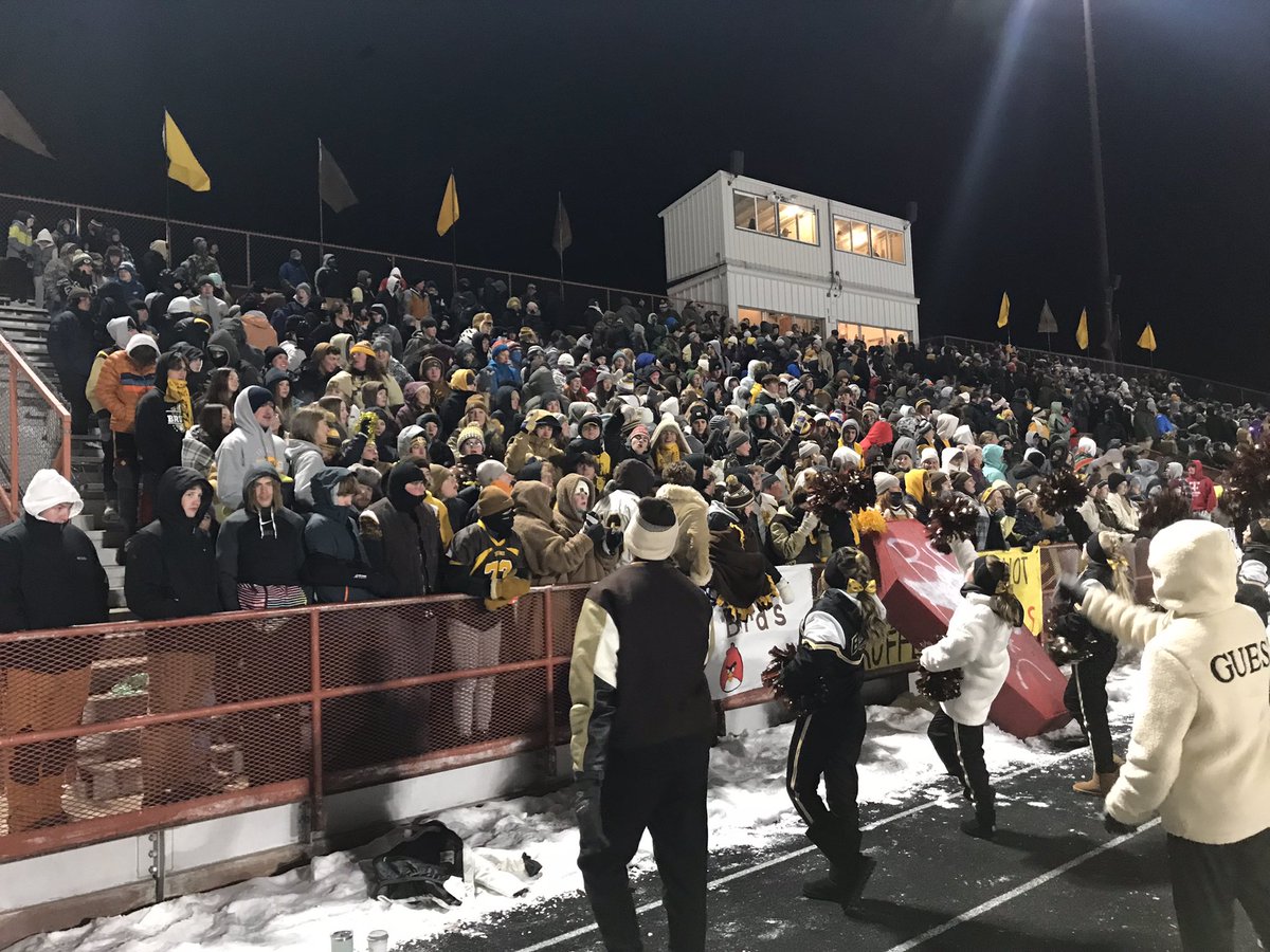 Congrats to the coaches, players, and fans on a memorable season- state AA champs! #gobru <a href="/HelenaSchoolsMT/">Helena Public School</a>