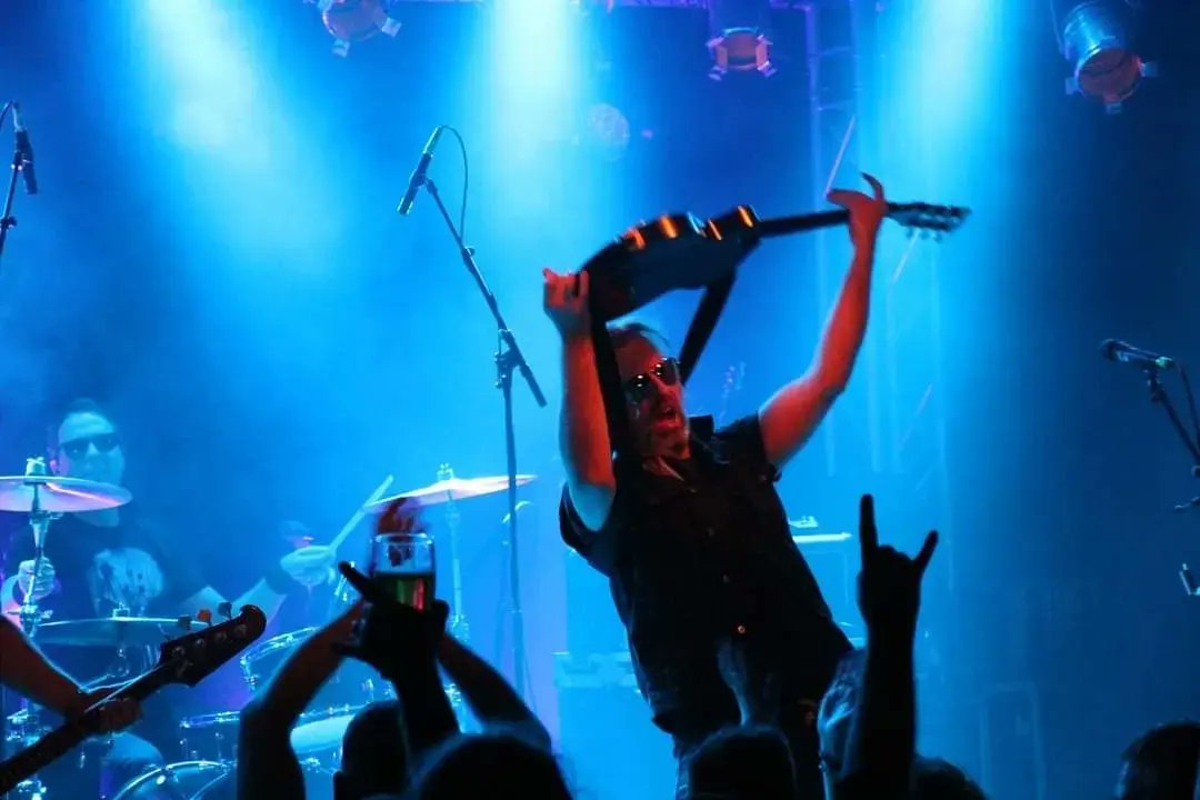 OHRENFEINDT_StP's tweet photo. Danke, #Berlin! 
Heute: #ZurLinde in #Affalter!
Support: #Rauschflut

Fotos: Ralf Baschinski

#Ohrenfeindt #Vollgasrock #StPauli https://t.co/qulofWmHcF