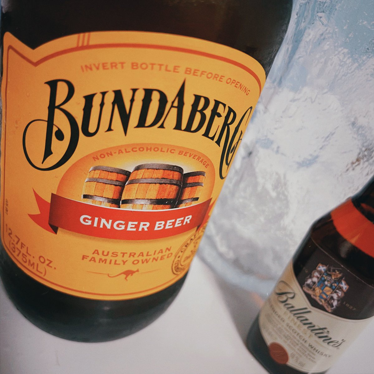 cainharuka's tweet photo. ウーロンハイにウィスキーが入ってないことにショック…とりあえずジンジャーハイを飲も https://t.co/eP04Mc6Sab